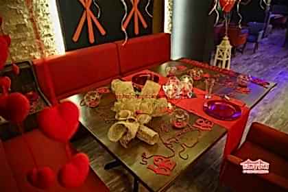 Kumaş Rafya Süsleme Çiçek Süsleme Evlenme Teklifi Organizasyonu İstanbul Organizasyon