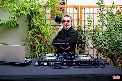 Cadılar Bayramı Partisi DJ Kiralama ve Profesyonel DJ Performansı İstanbul Organizasyon