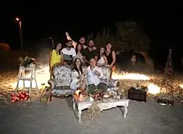 Vintage Koltuk Dekorla Florya Sahilde Evlenme Teklifi Organizasyonu