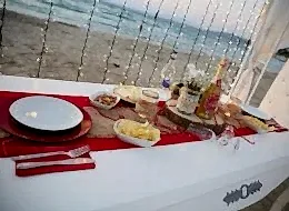 Masa Süsleme ve Kumsalda Evlilik Teklifi Organizasyonu Beykoz