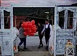 Kapı Takı Süsleme Kumsalda Evlilik Teklifi Organizasyonu Çanakkale