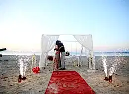 Kırmızı Halıda Duygusal Evlenme Teklifi Organizasyonu İstanbul Organizasyon