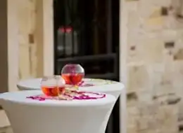 Bistro Masa Özel Dekor Süsleme Hizmeti İstanbul Organizasyon