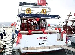 Mutluluk Teknesi Özel Dekorlar ile Süsleme Hizmeti İstanbul Organizasyon