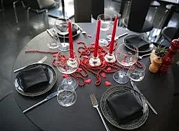 Şık Masa Süslemeleri ve Restoranda Evlilik Teklifi Organizasyonu Bursa