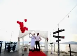 Evlenme Teklifi Organizasyonu ve Uçan Balonların Gökyüzüne Bırakıldığı An