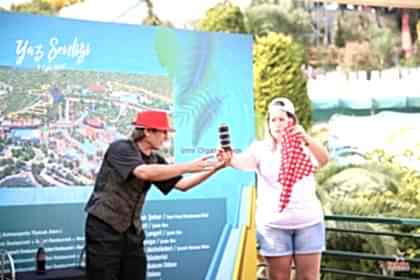 Sahne Gösterileri ve Sahne Showları Sihirbaz Hizmeti İstanbul Organizasyon