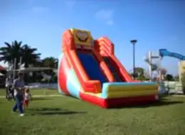 Sünger Bob Kaydırak Kiralama