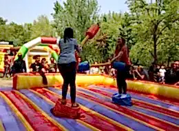 Gladyatör Şişme Oyuncak Kiralama