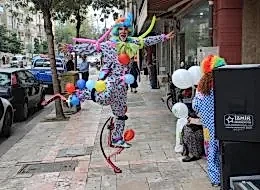 İstanbul Açılış Organizasyonu Balon Katlama Servisi İstanbul Organizasyon