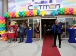 Açılış Organizasyonu Profesyonel Erkek Sunucu Hizmeti İstanbul Organizasyon