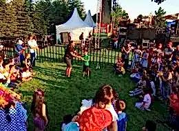 Jonglör Kiralama İlgiyle İzlenen Jonglör Gösterisi İstanbul